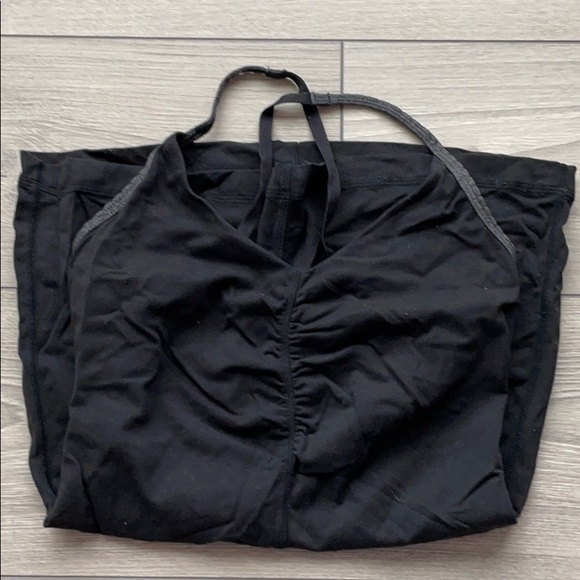 Lululemon tank with rushing size 4 - Picture 4 of 4